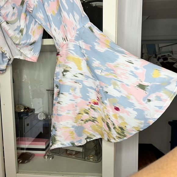 Cropped Silky Bell Sleeve Wrap Top Multicolour Pastel 1X - Picture 4 of 5